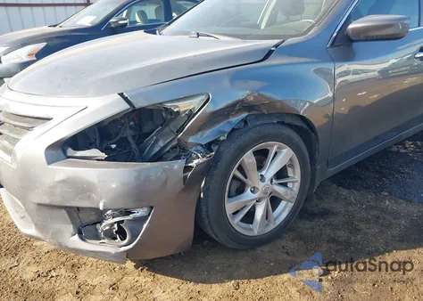 2015 Nissan Altima 2.5 Sv z USA, uszkodzony, nr VIN 1N4AL3AP3FC109140